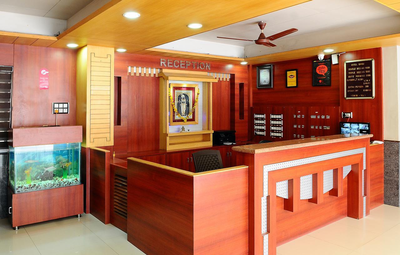 Hotel Bansi Dwārka Extérieur photo